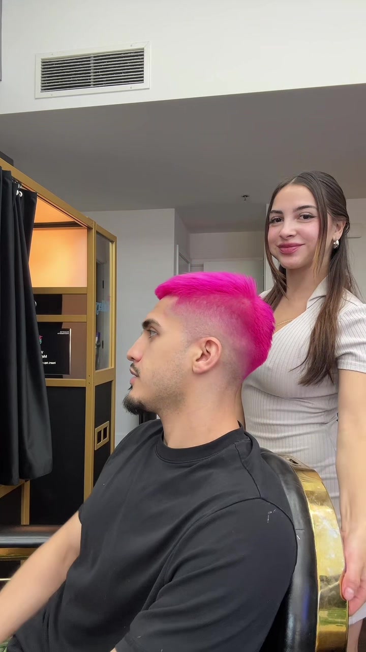 @CiaraVigilLA&LVhairstylist