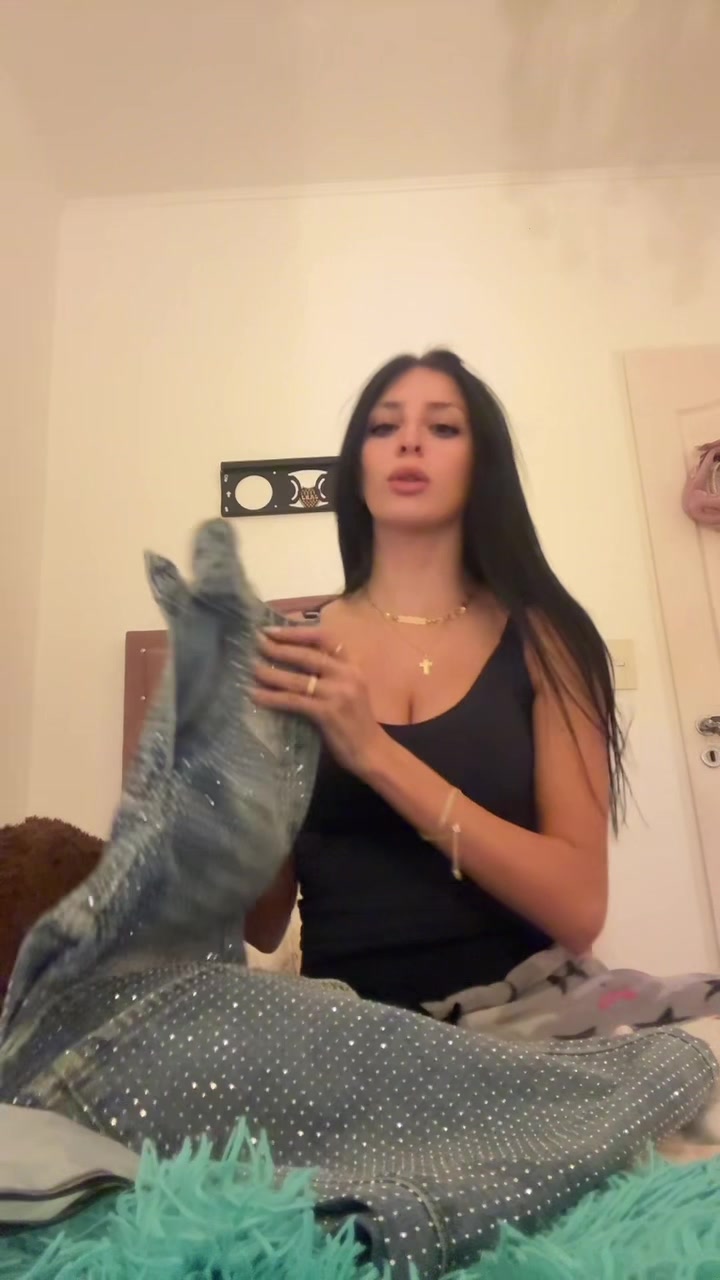 @juli mahsa