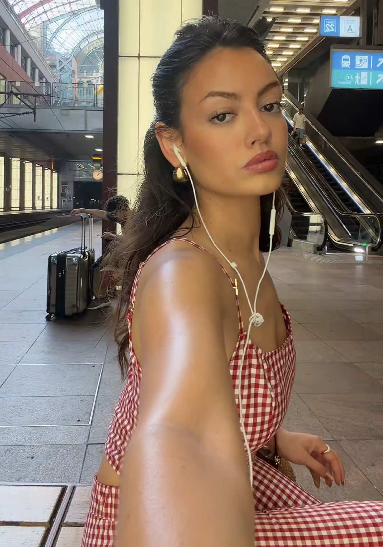 @Gala