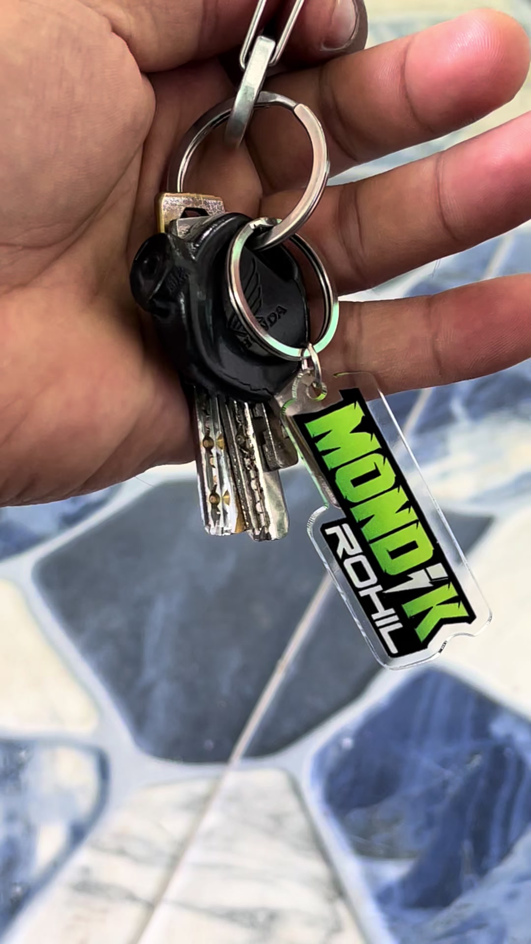@Mondik⚡