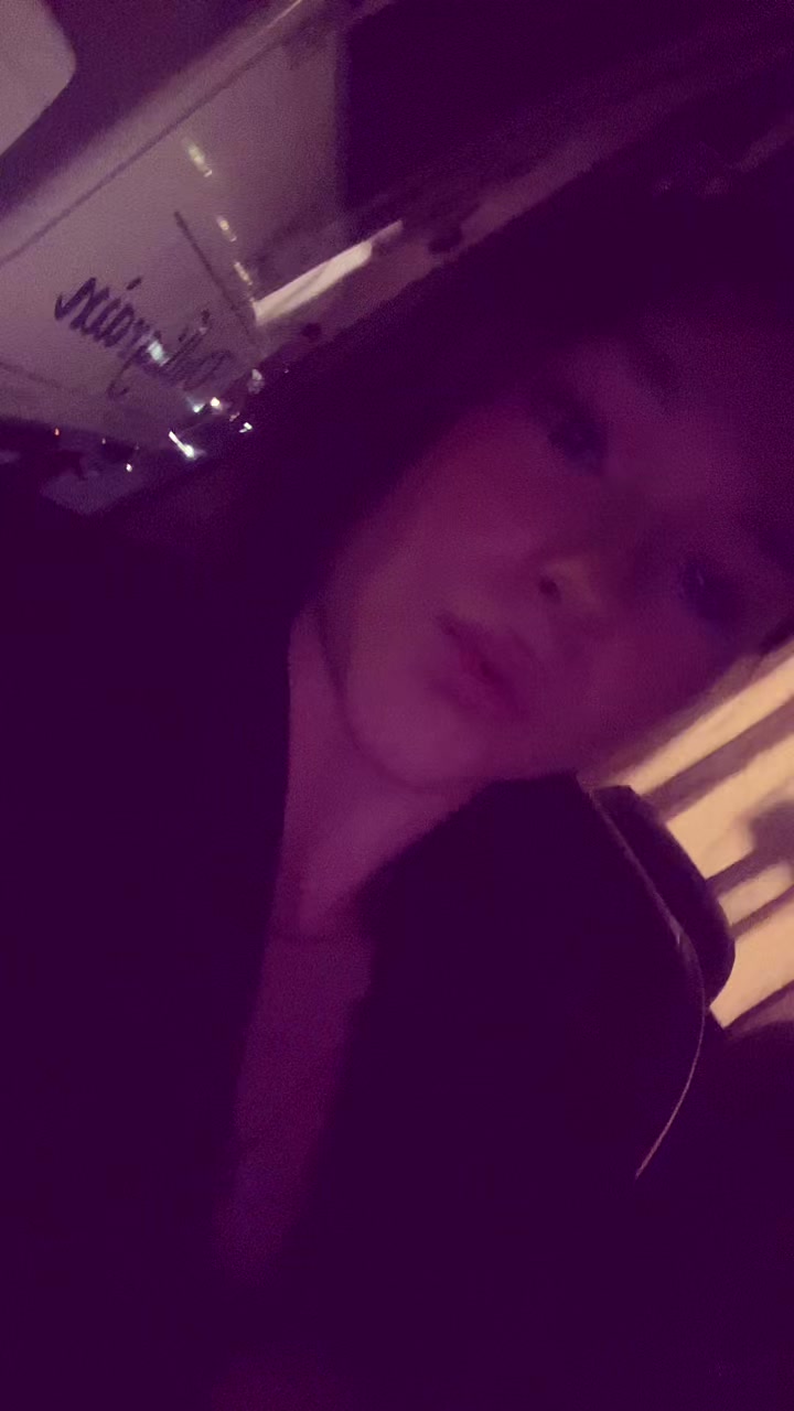 @Lolaaaaa
