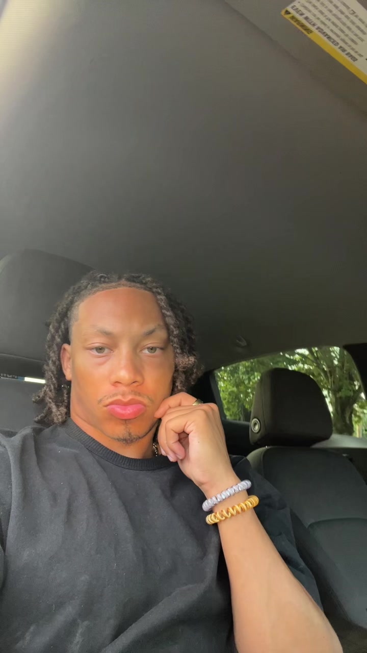 @Zay