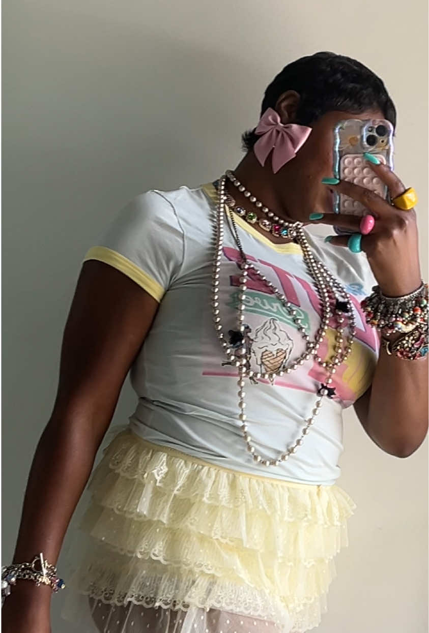 @Adorrgucci