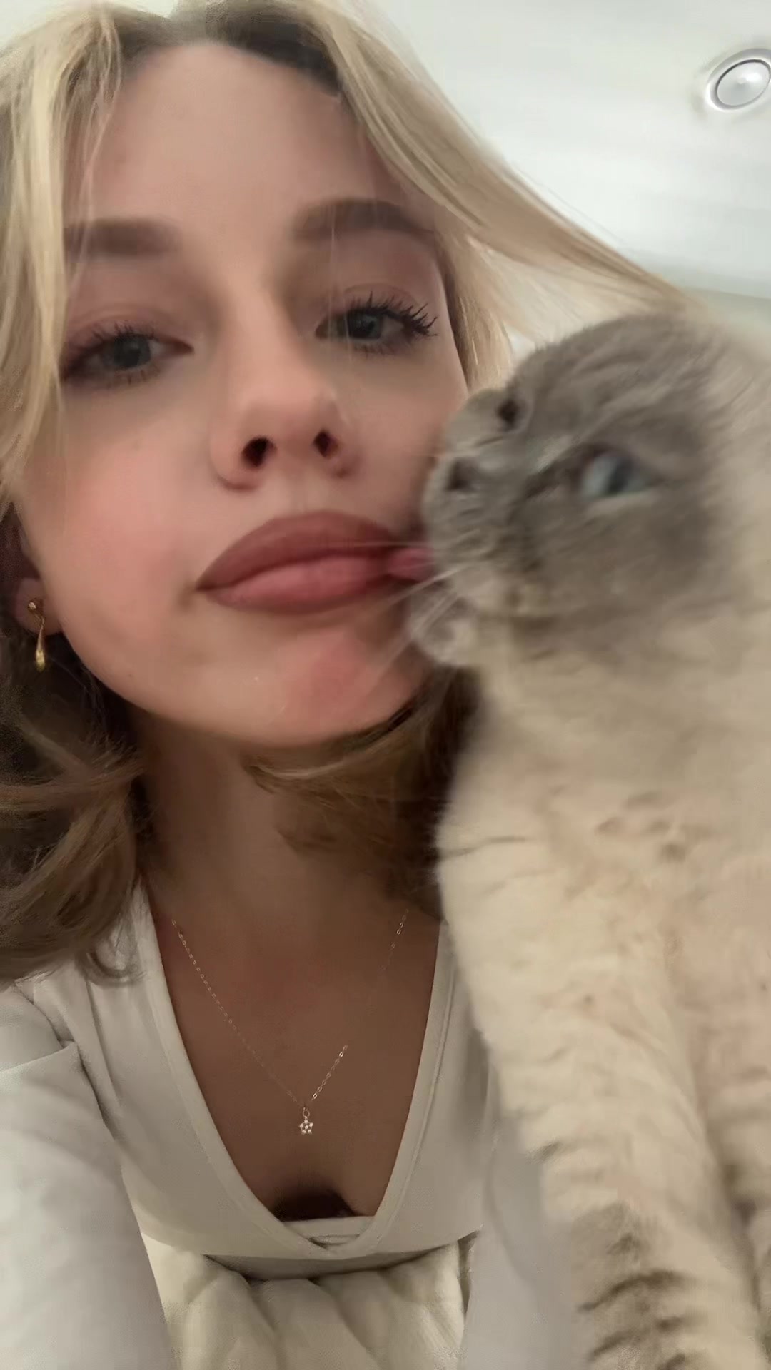 @𝐍𝐚𝐝𝐢𝐚
