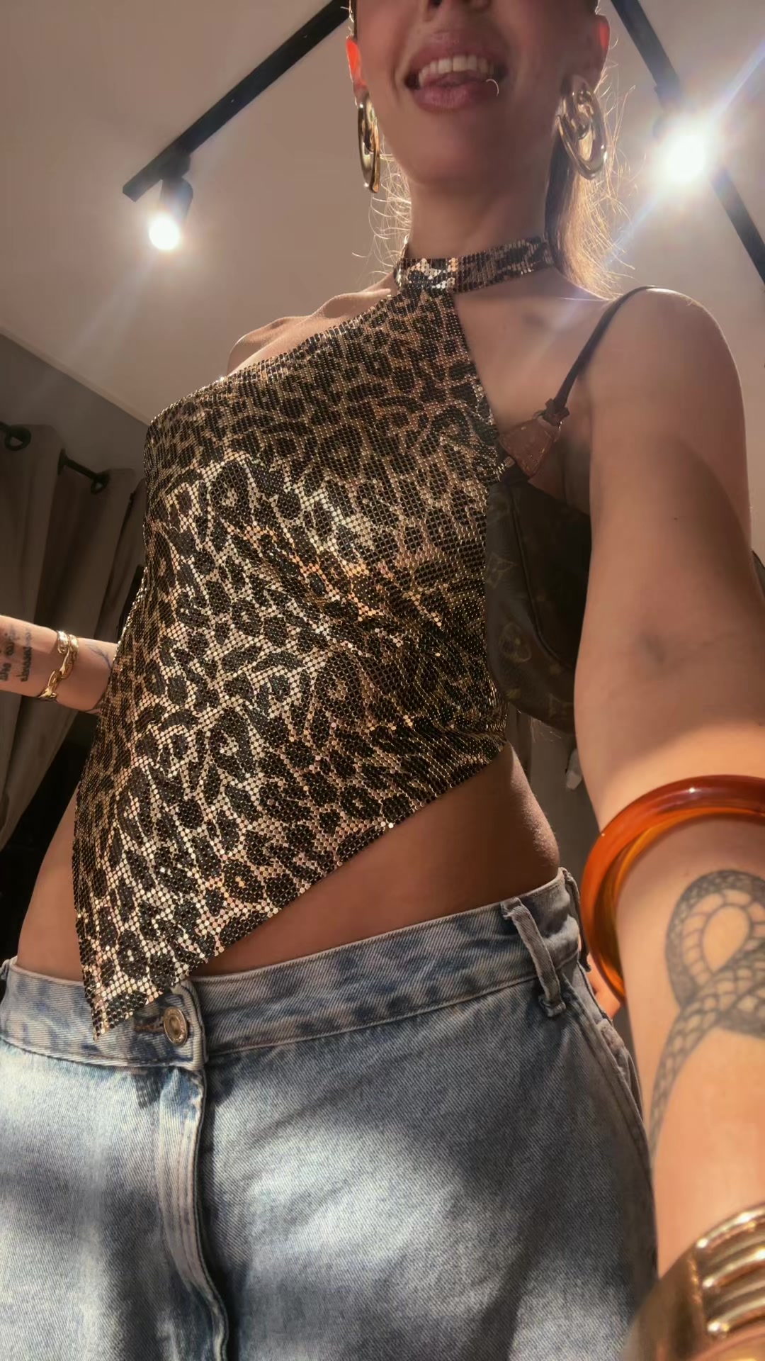 @analuiza