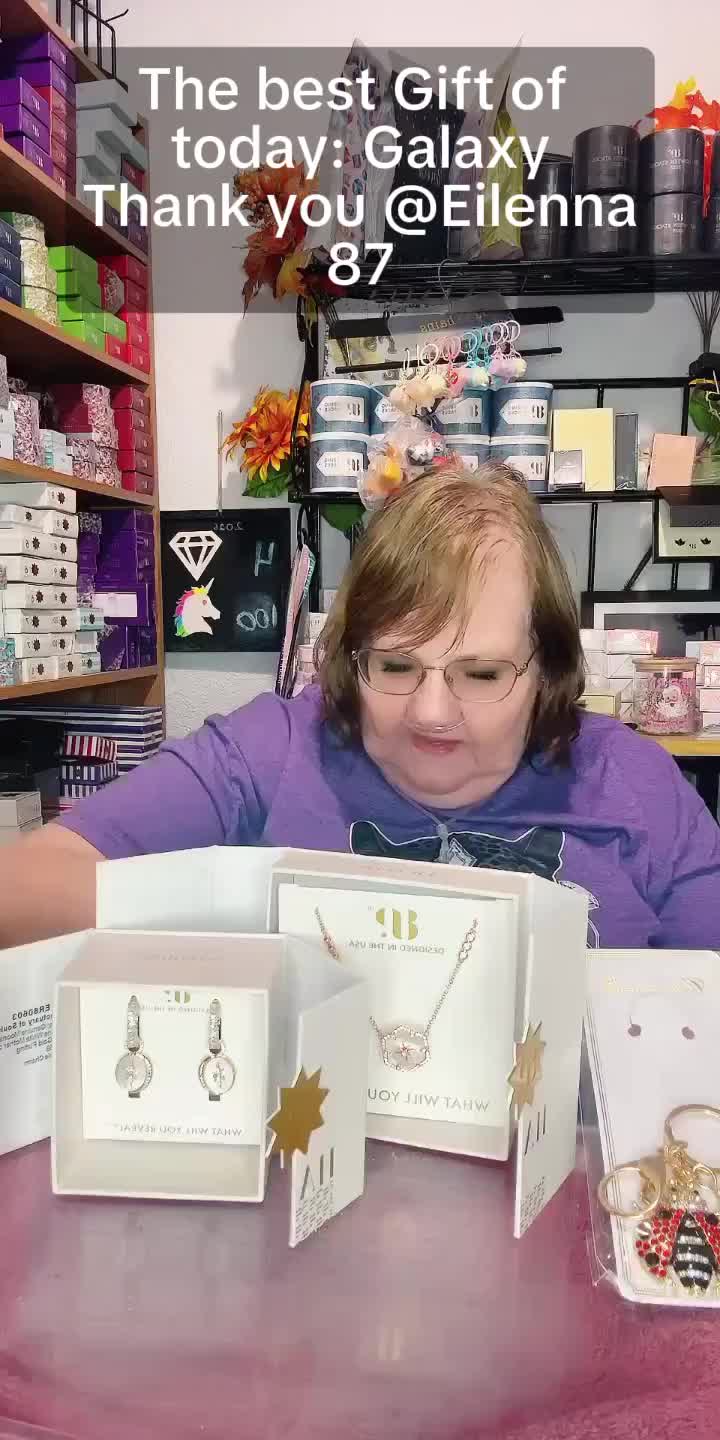 @granniespartyanimals