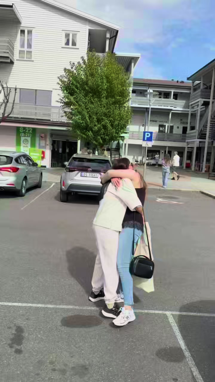 @Vkeksike