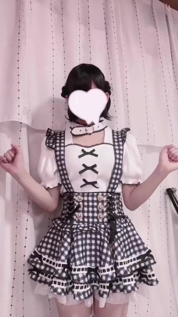 @まにゃ