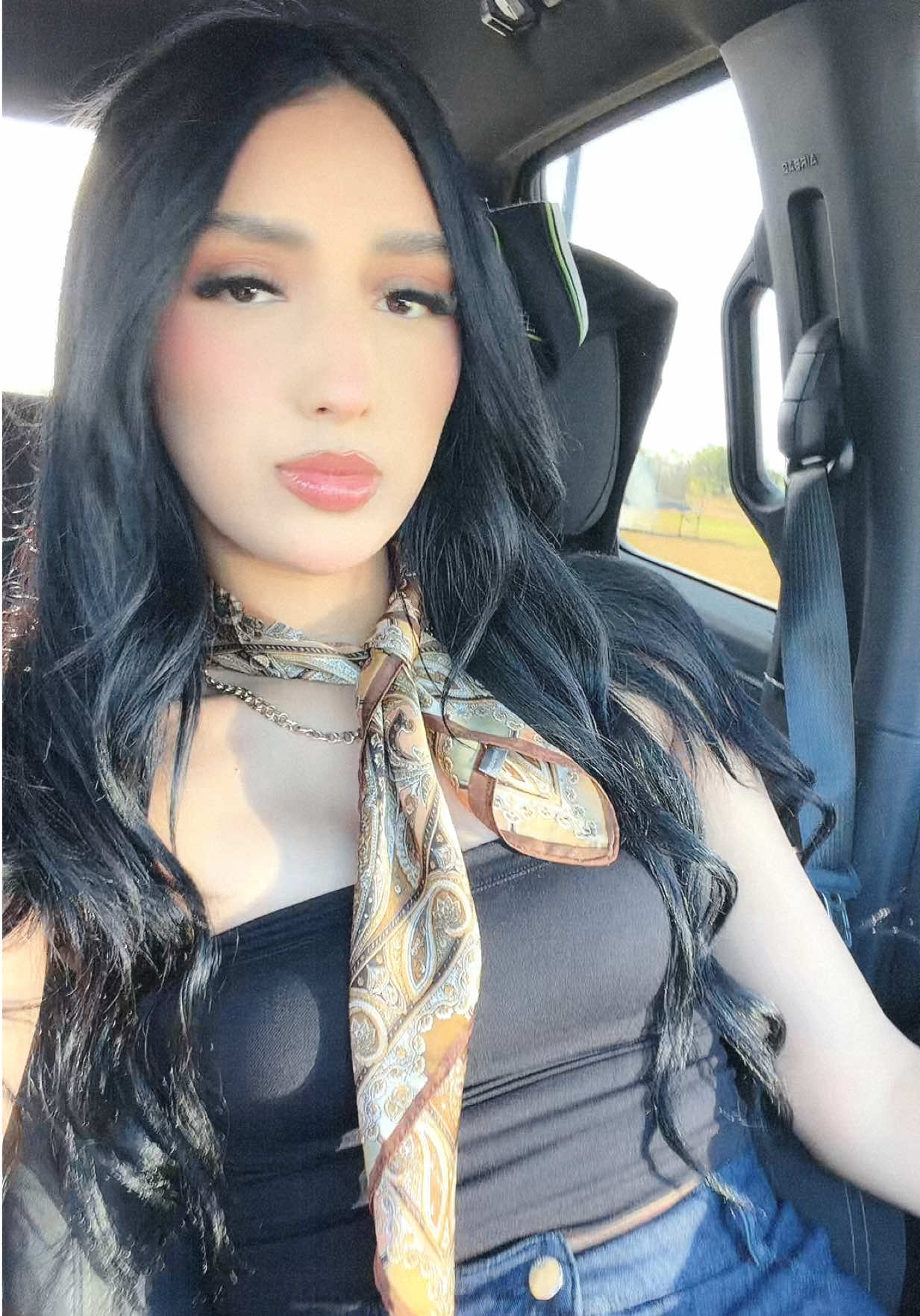 @yanelyzavala