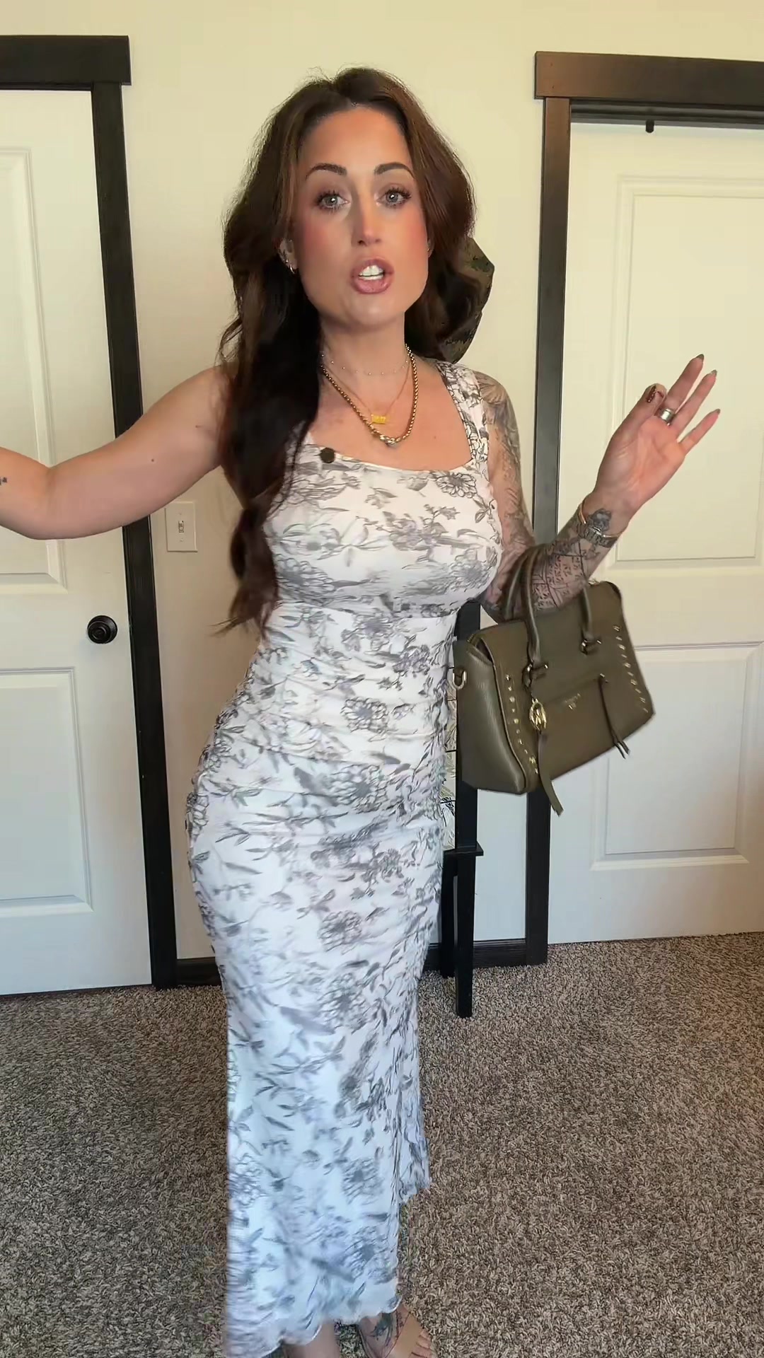 @nikkhenry