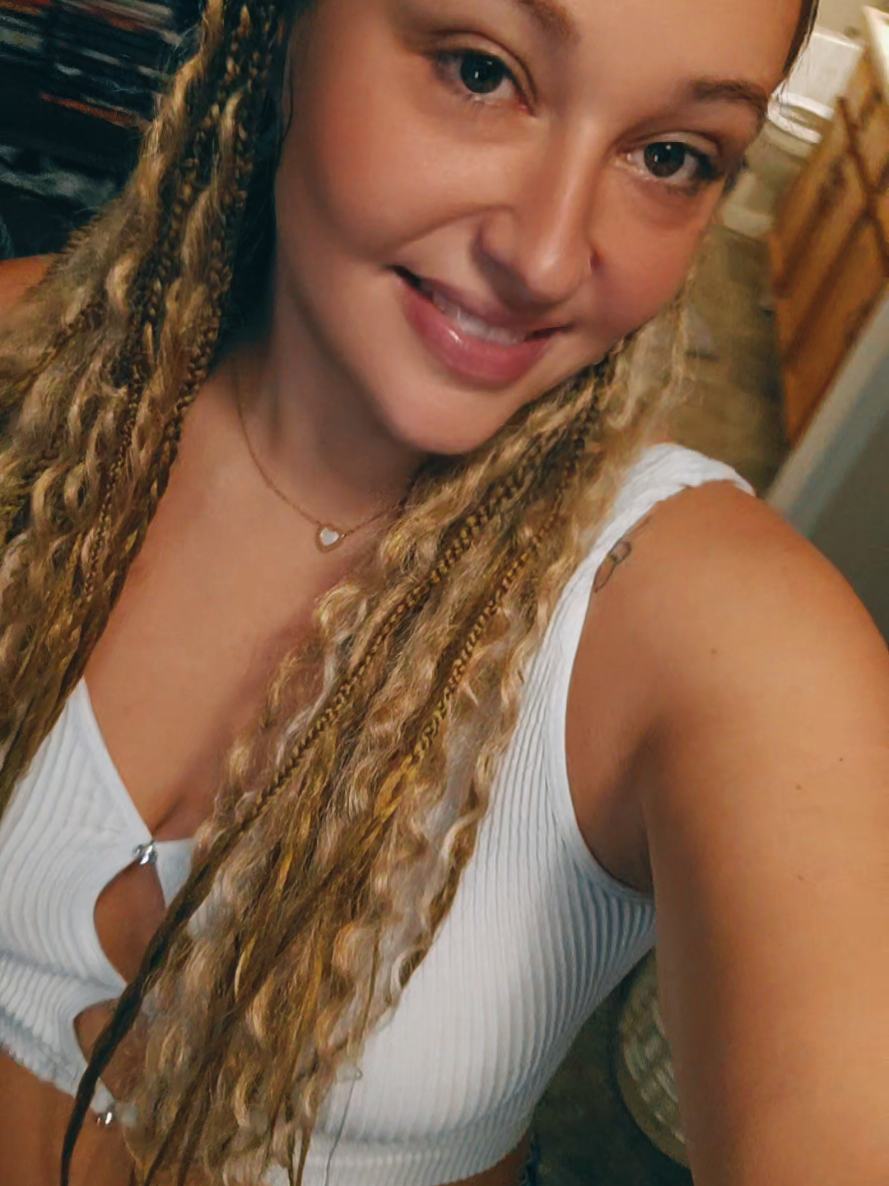 @ScreamQueen24🥀