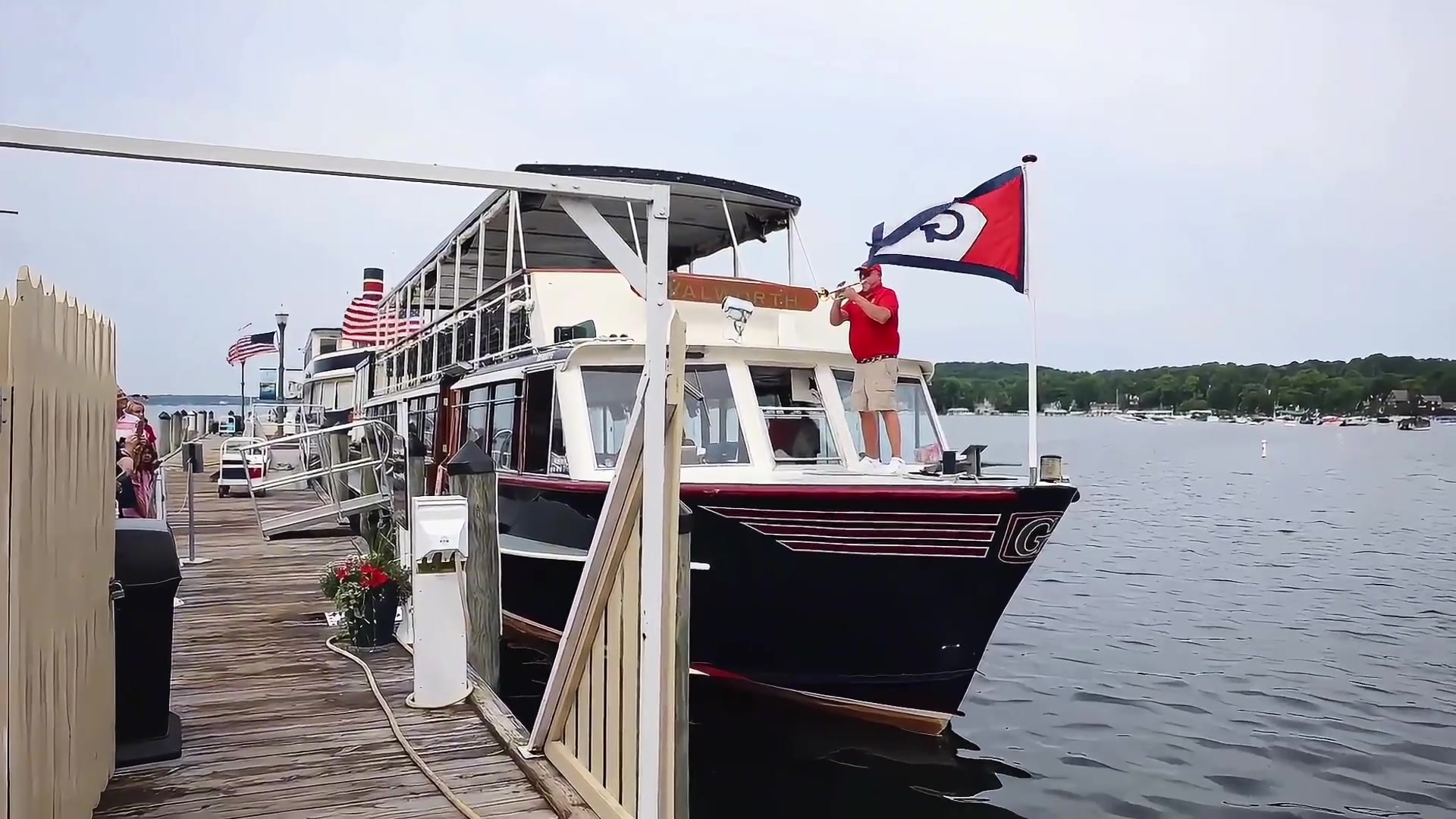 @Lake Geneva Cruise Line