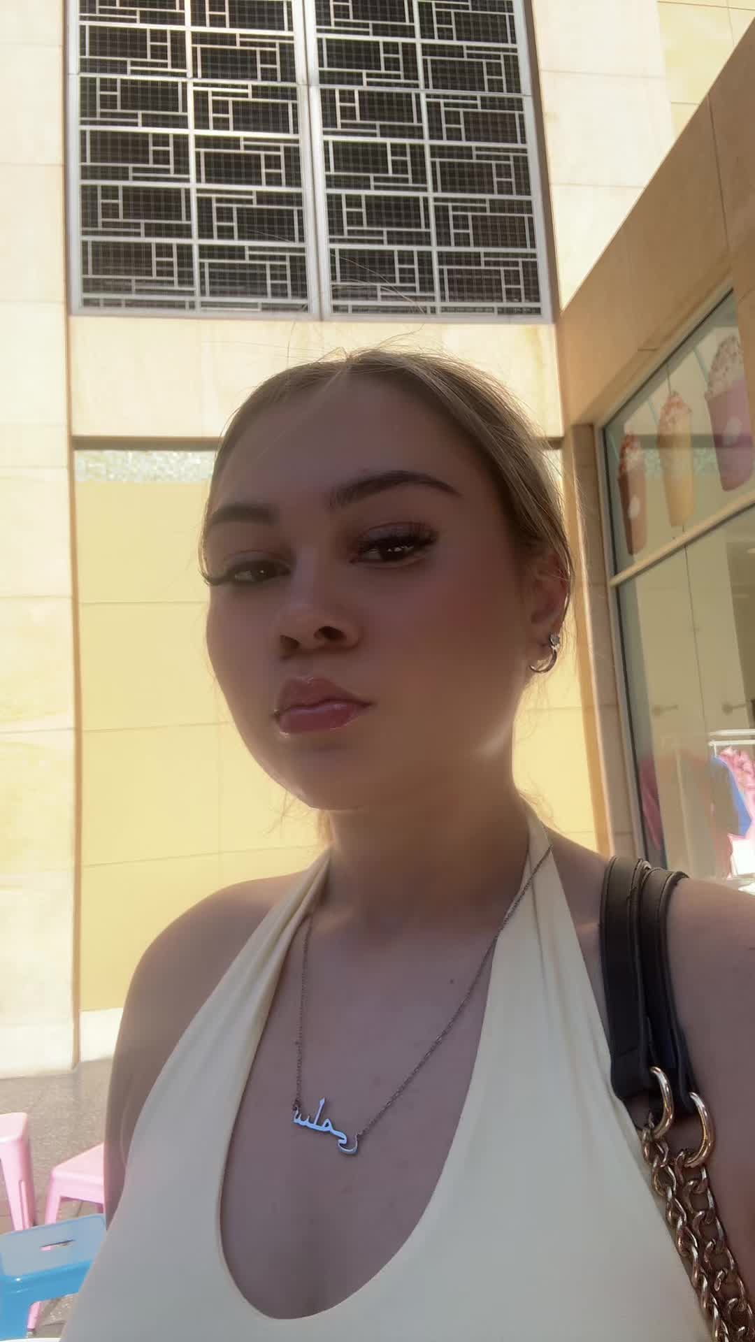 @🪩
