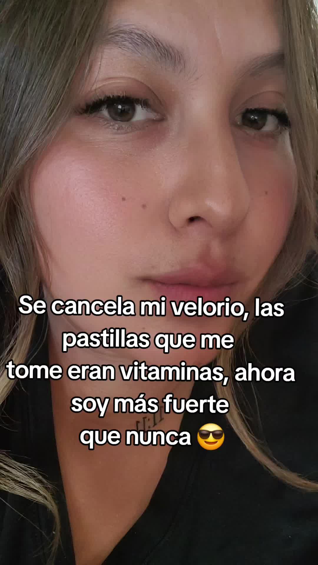 @la_moni