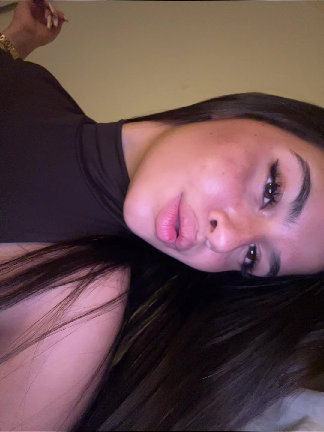 @bee😽