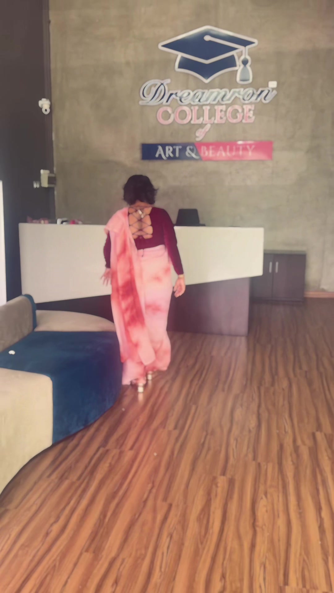 @Buddhi girl 👧🐼🧠🖤🤍