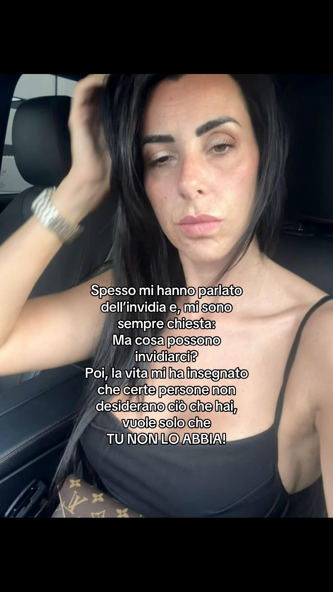 @Robivizi