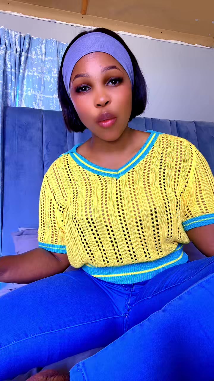 @Elle92