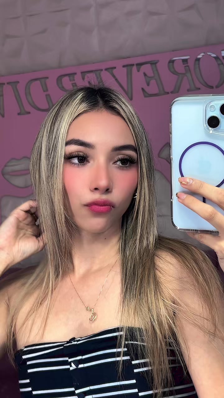 @Paola López