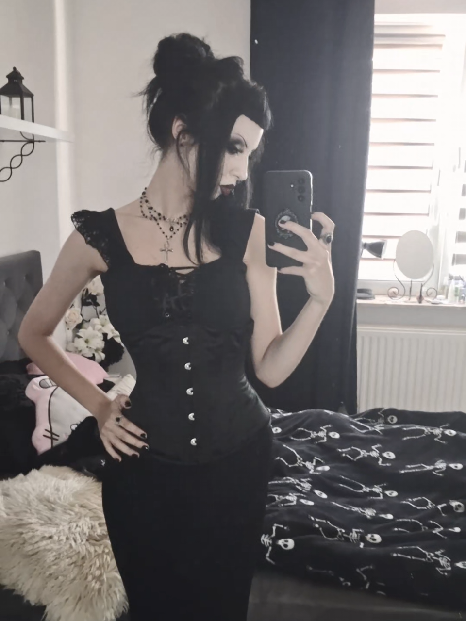 @𝕸𝖆𝖏𝖆 🕯