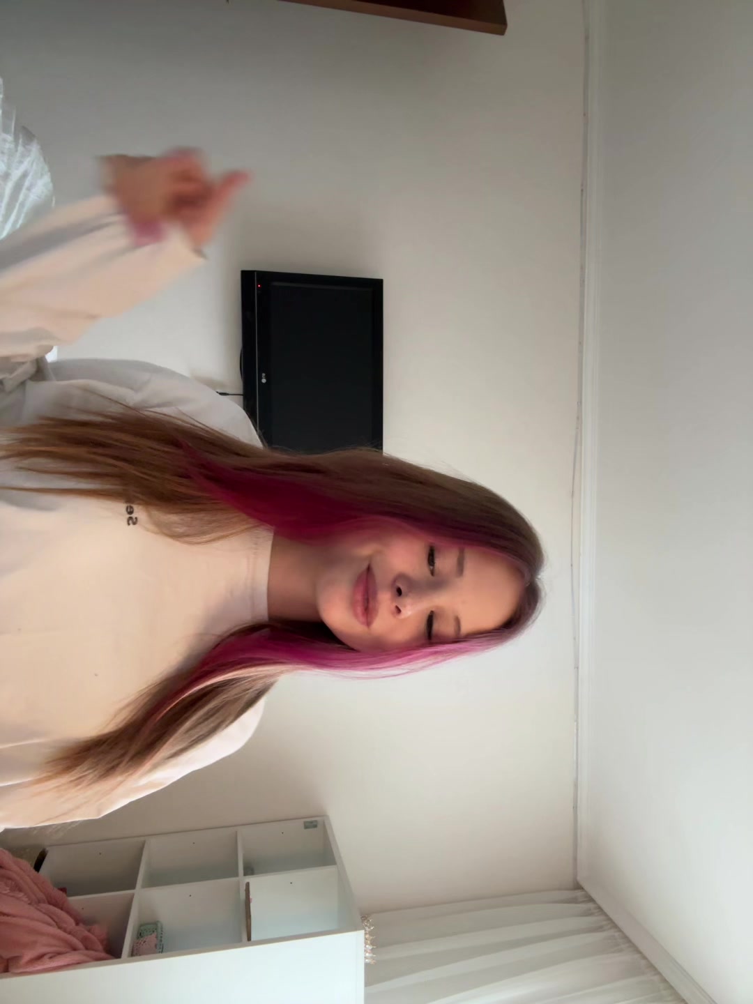 @варя