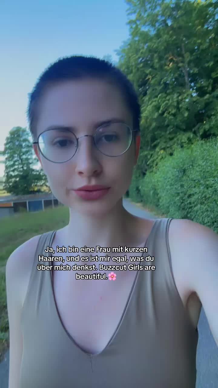 @𝕷𝖊𝖔𝖓𝖎𝖊🐻