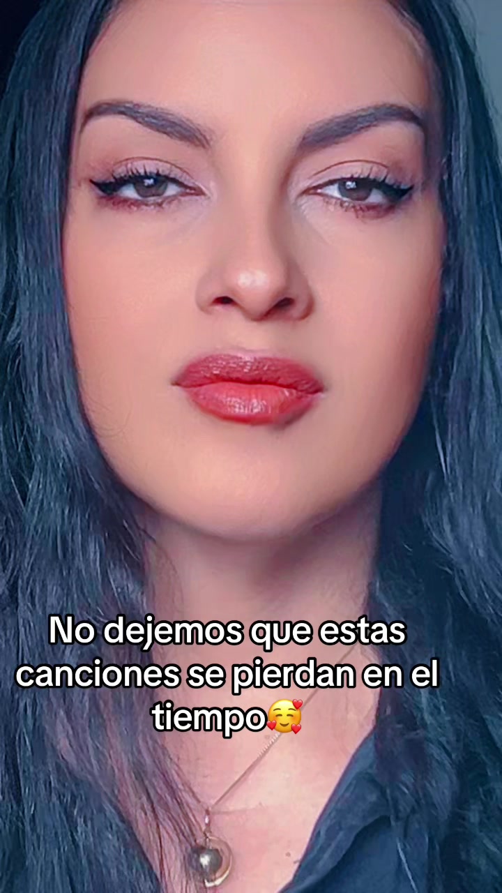 @KaryC