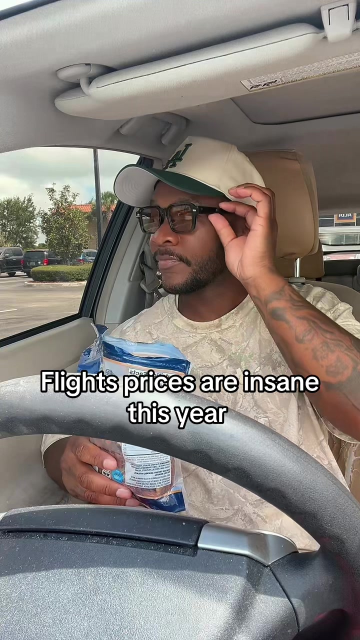 @trippinwithtrav