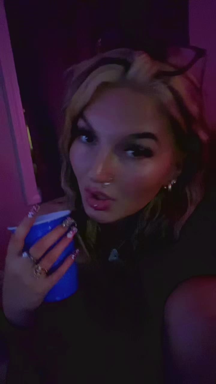 @ash🐆🎱💋