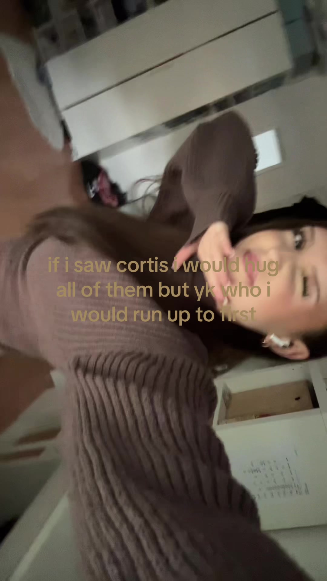 @⁷