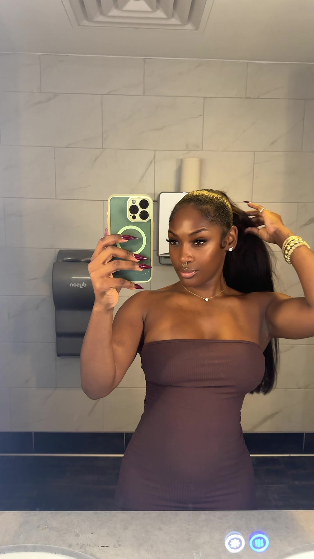 @Rae Beaut&egrave;