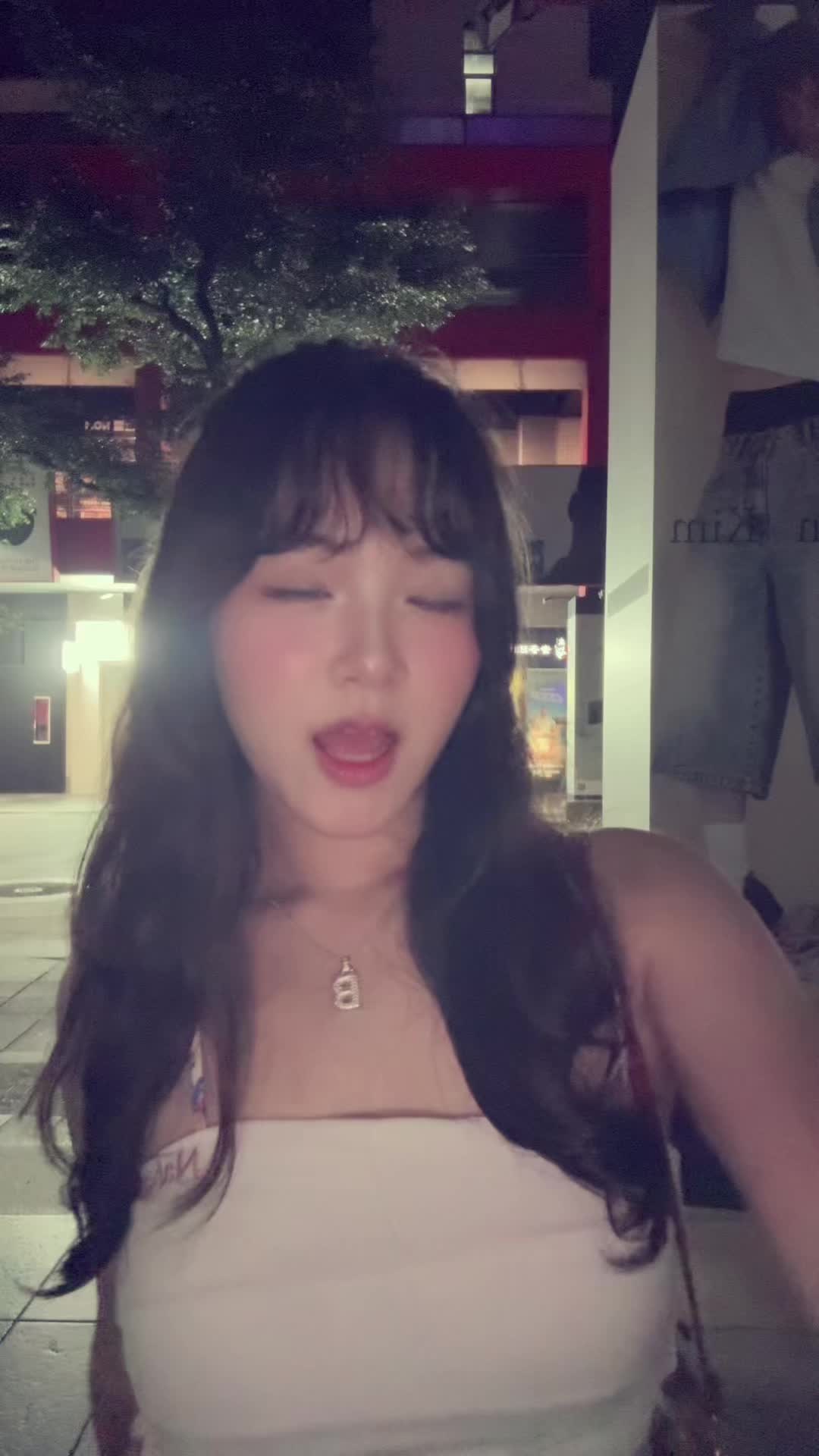 @itsbellalin