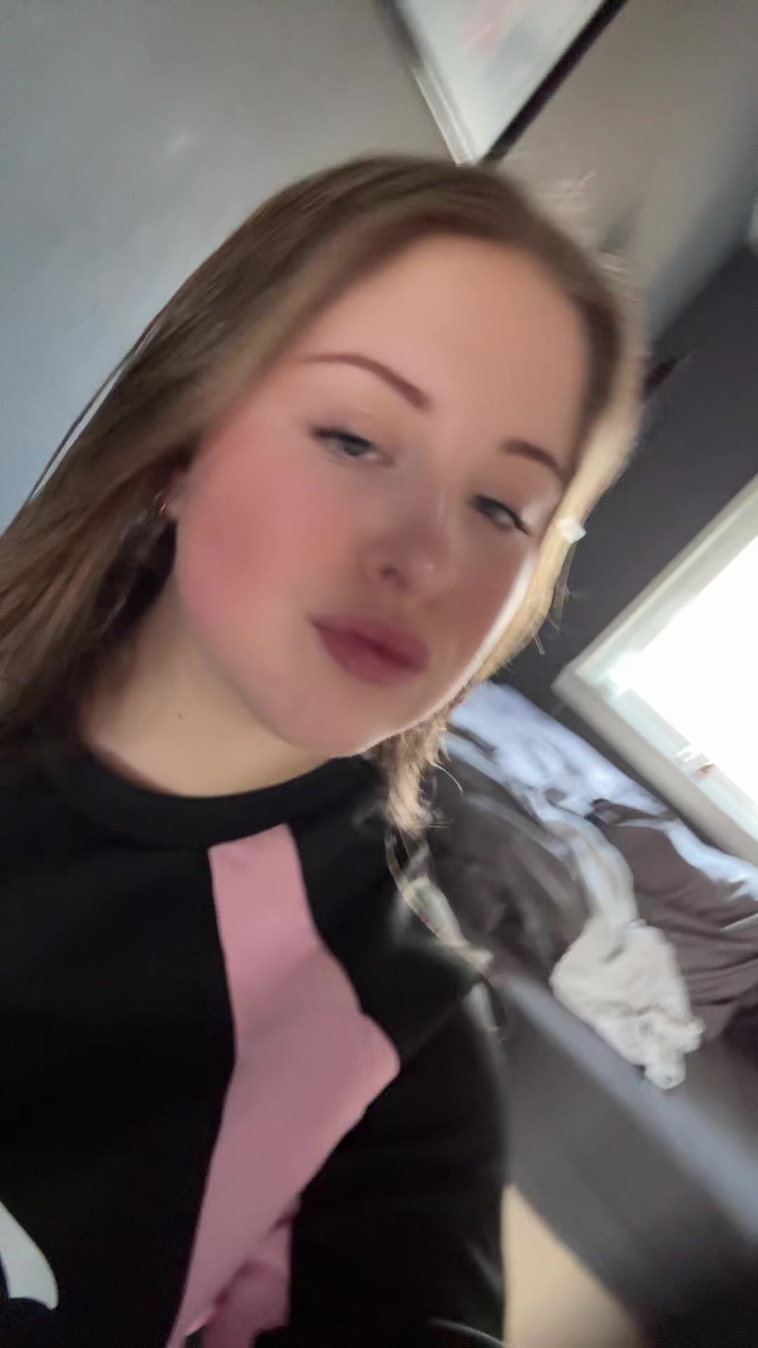 @Caitlin_0344