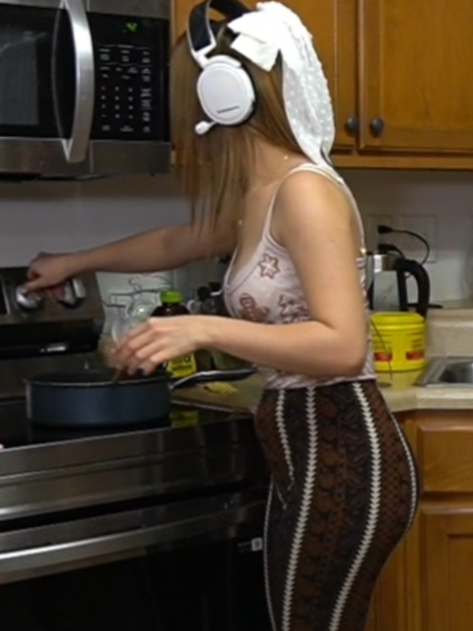 @alejomendz2025
