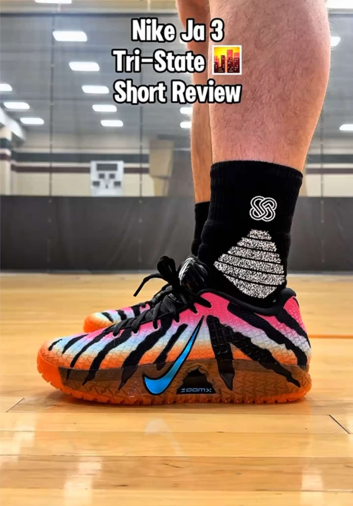 @SneakrTweakr&trade;