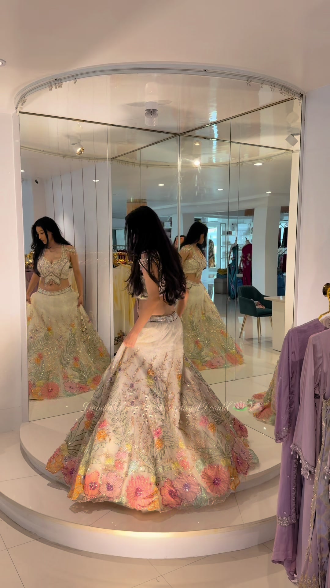 @ashwiniwears