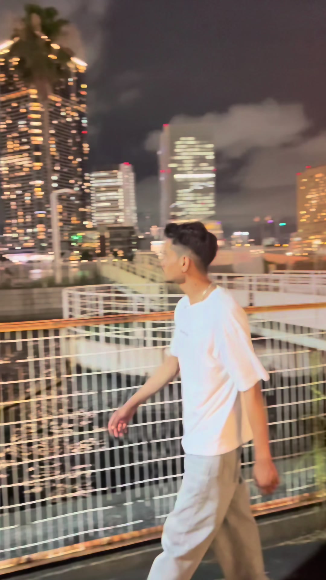 @11:00😇