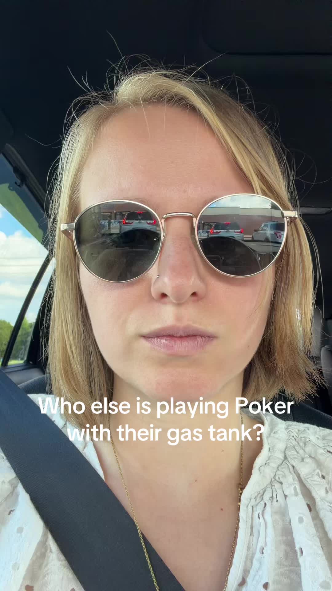 @fullymona