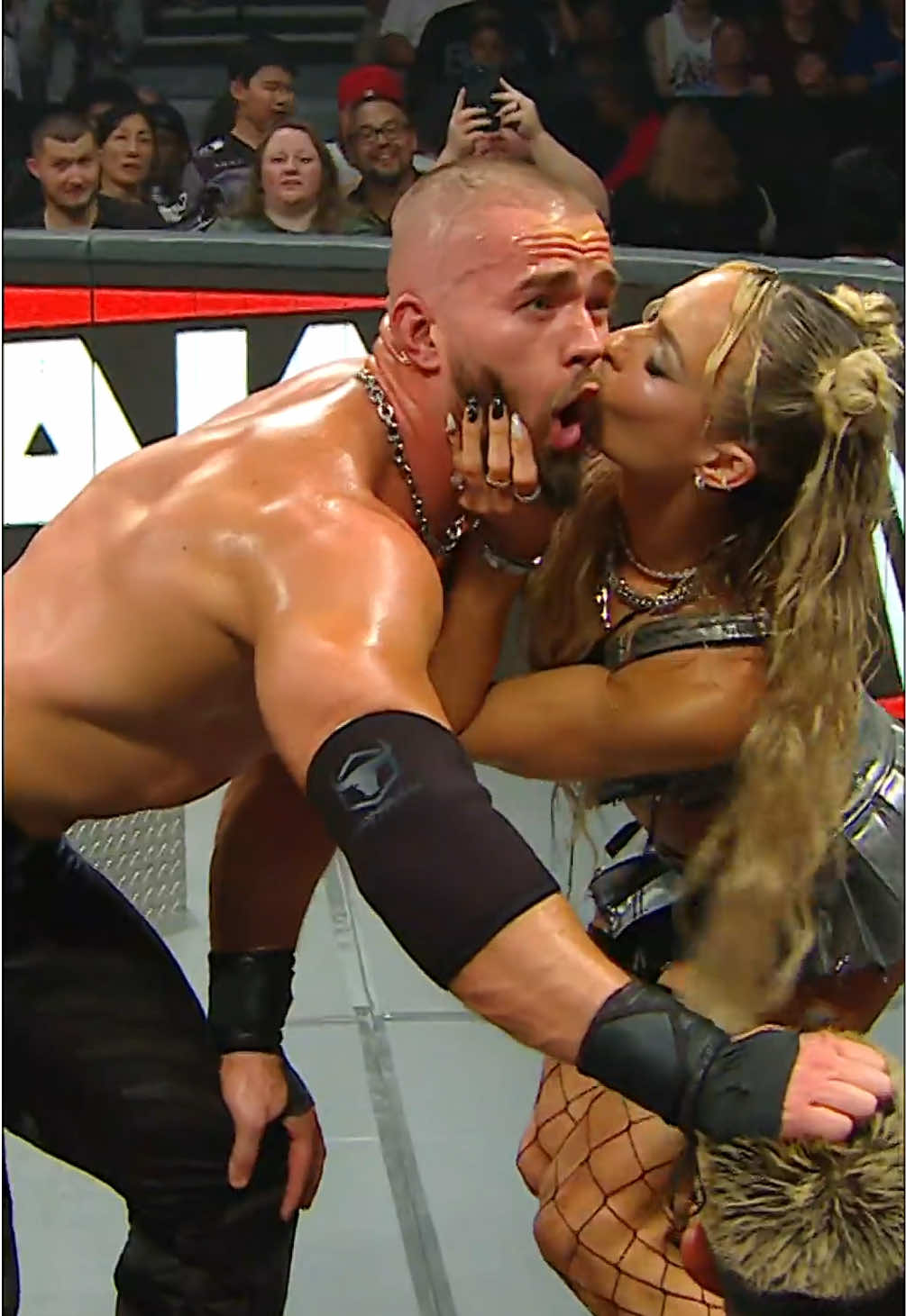 @WWE