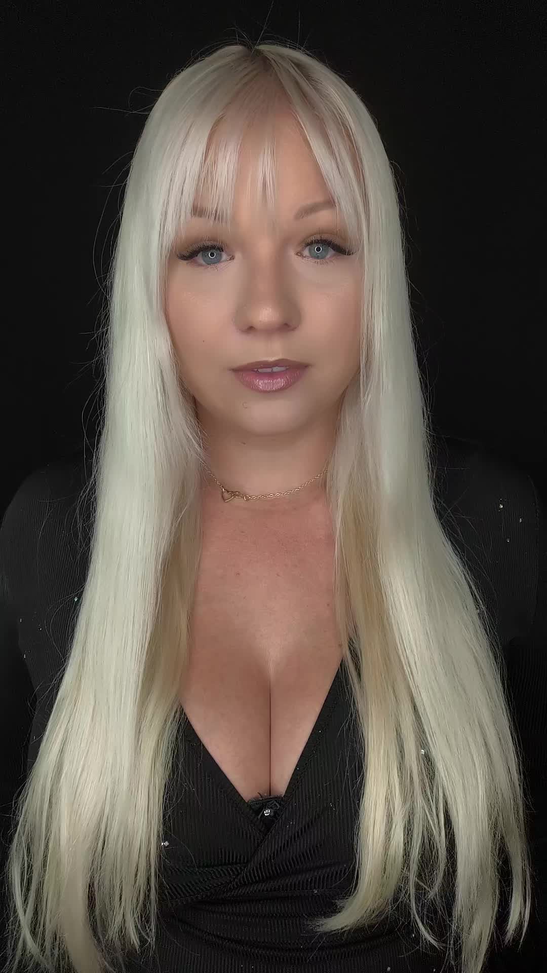 @Typicaltinaaa