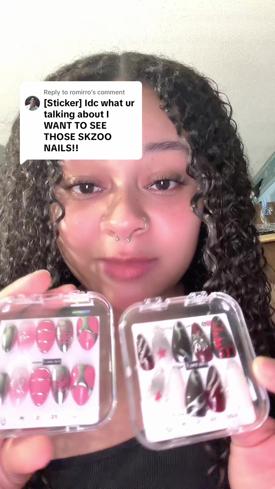 @T<3