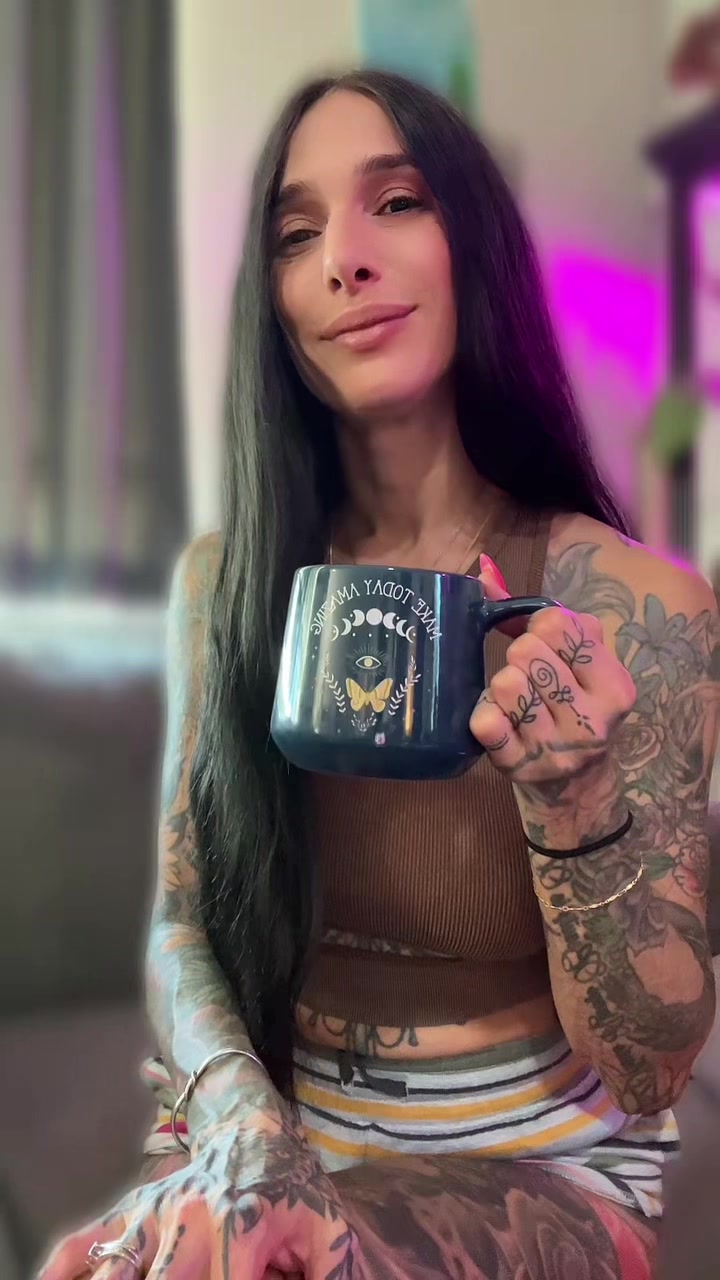 @Holly_Love