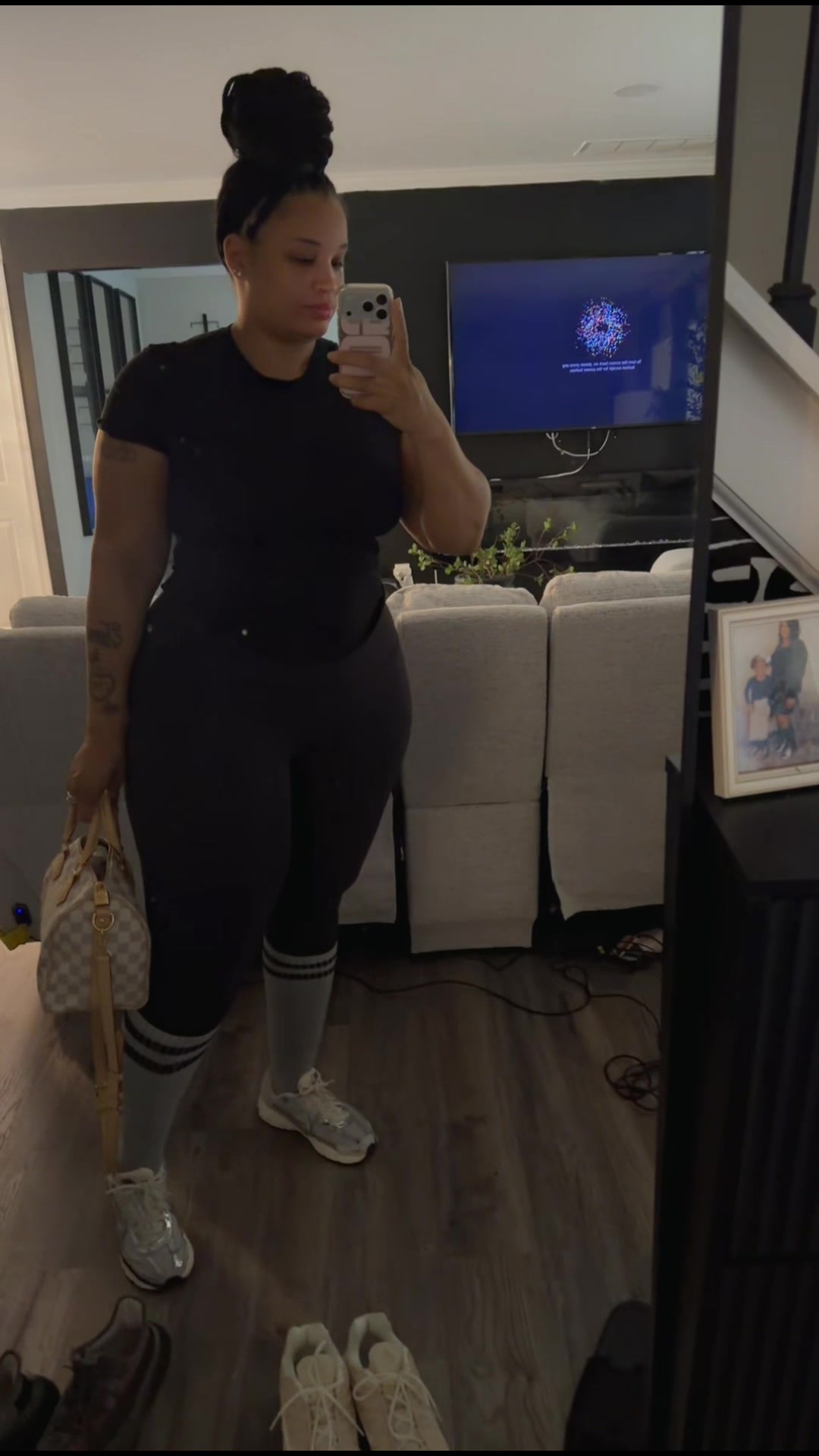 @Keeping__upwith_Dee