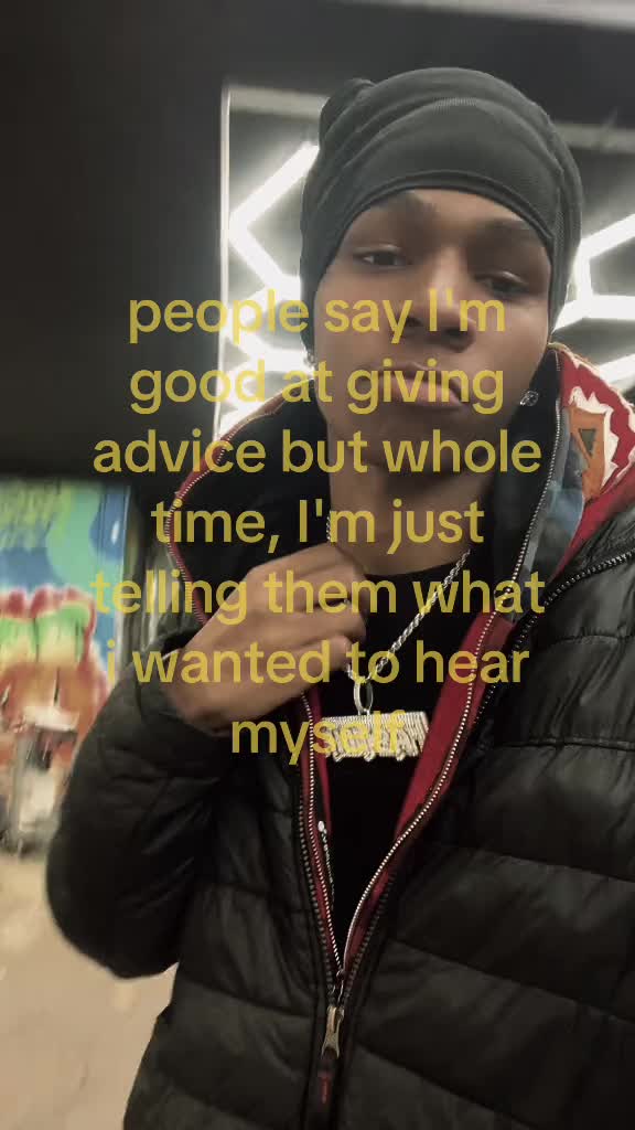 @⃟