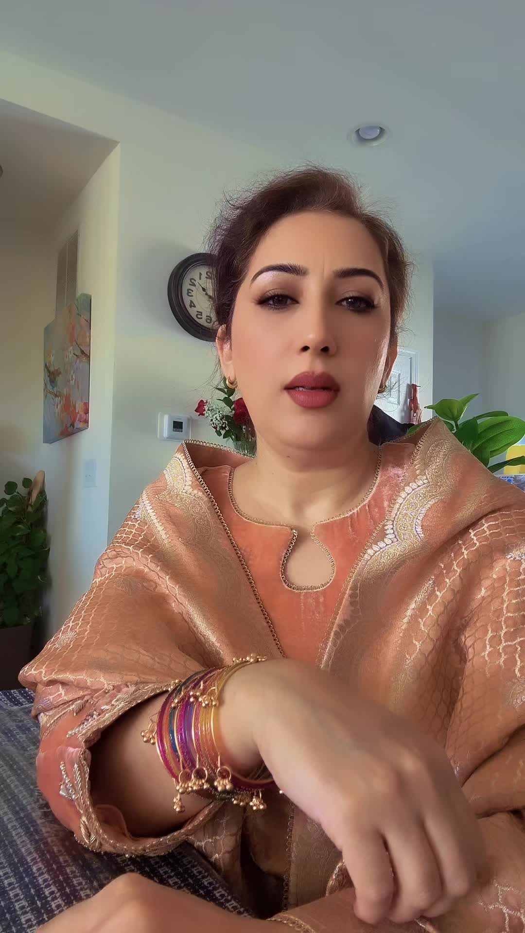 @Roomi