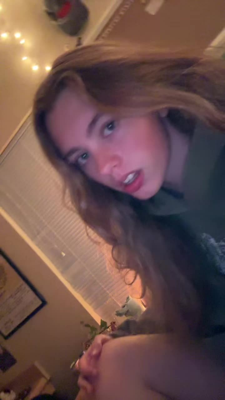 @chloe