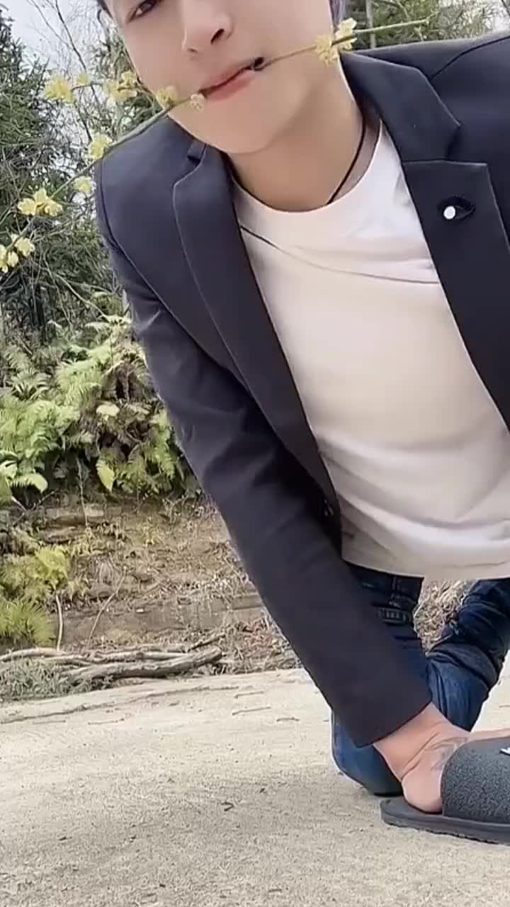 @cuoibebung5