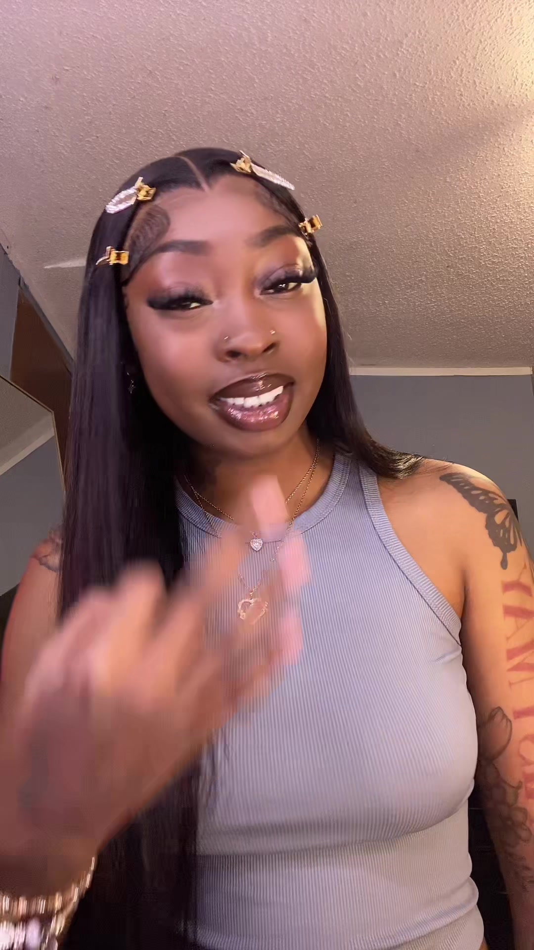 @isThatNisha🕷️💕