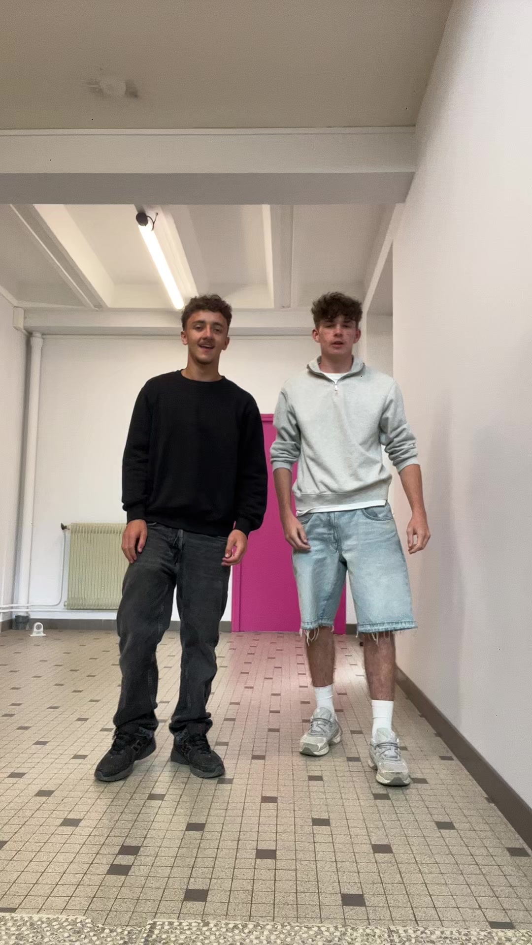 @pinglish