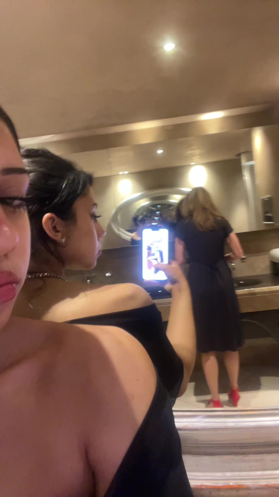 @devv